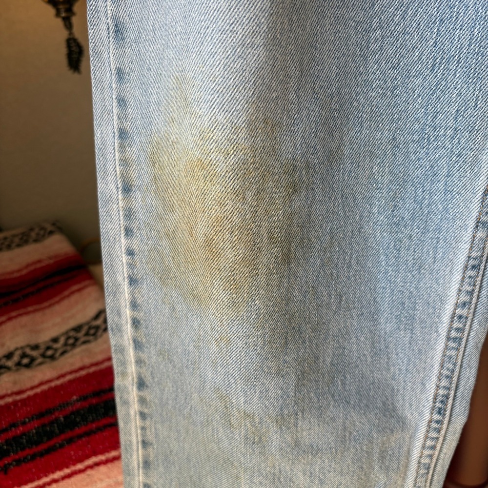 Vintage 90s Levi's 560 Loose Fit Straight Leg Jeans • Light Wash, Size 12 - Picture 7 of 12